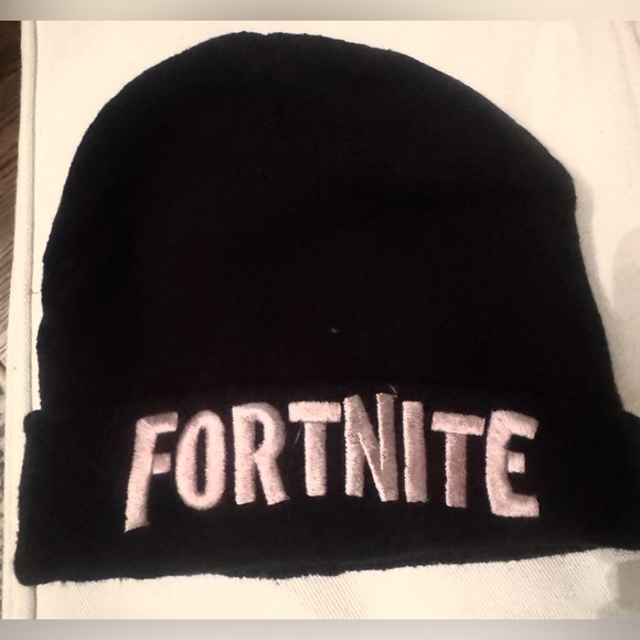 FORTNITE EMBROIDERED LOGO KNIT BEANIE HAT - Picture 3 of 4
